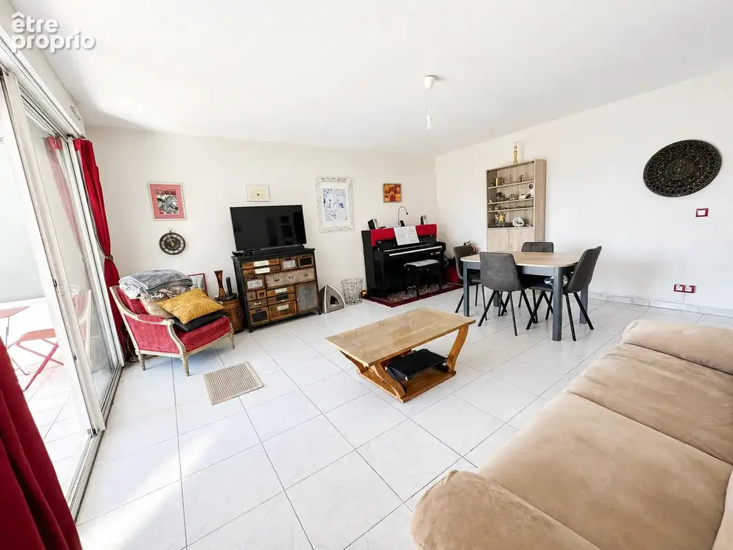 Lattes quartier port ariane t3 de 70 m2 hab vue port- parking et cave - photo 7