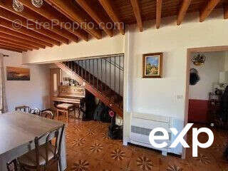 Maison à SAINT-CHRISTOL-LES-ALES