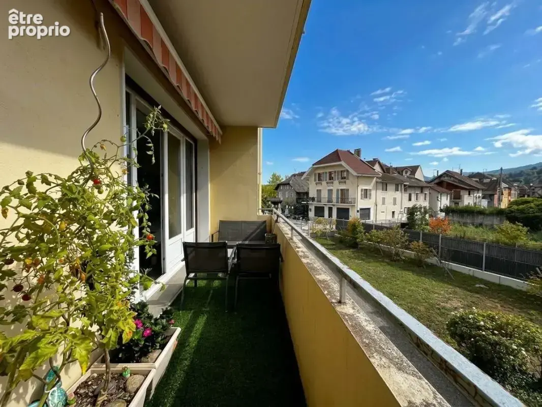 A vendre - rumilly – hyper centre  appartement 4 pièces - photo 8