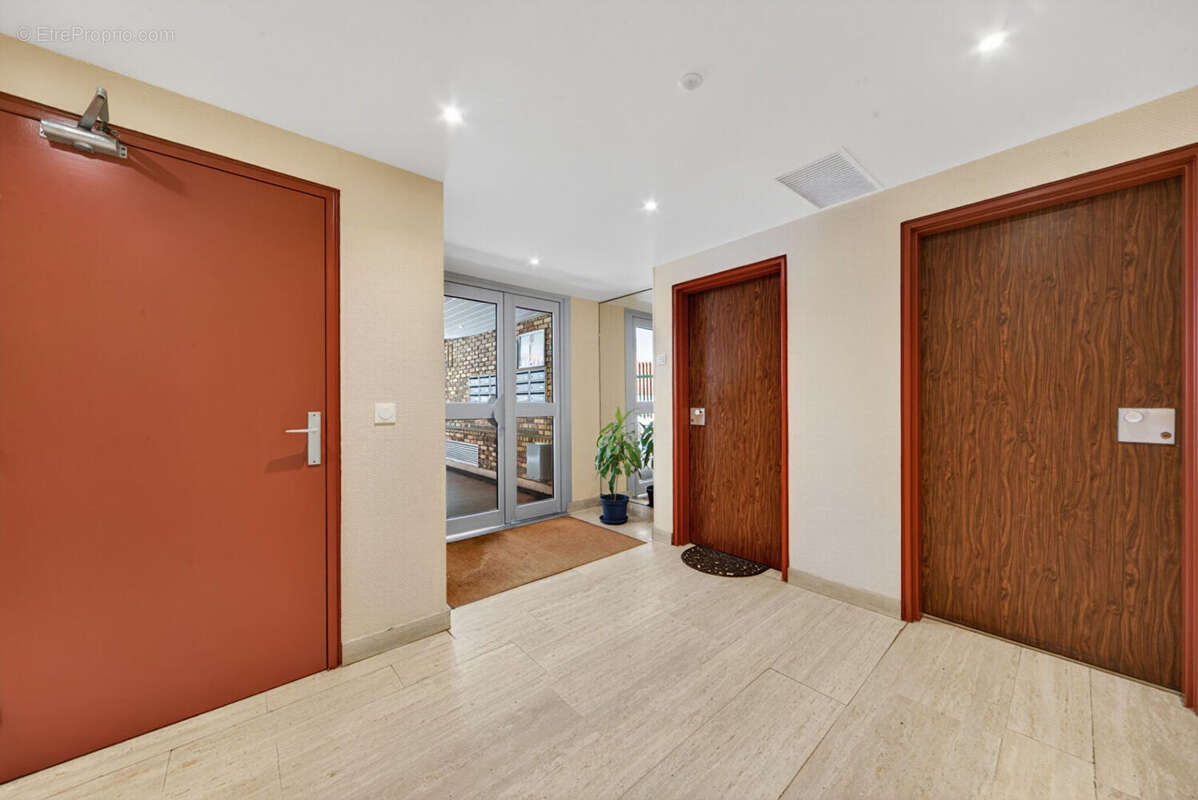 Appartement à PARIS-20E