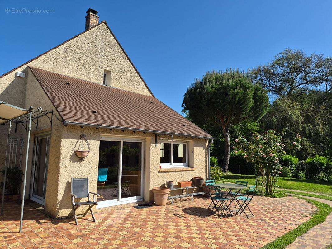 Maison à CERNAY-LA-VILLE