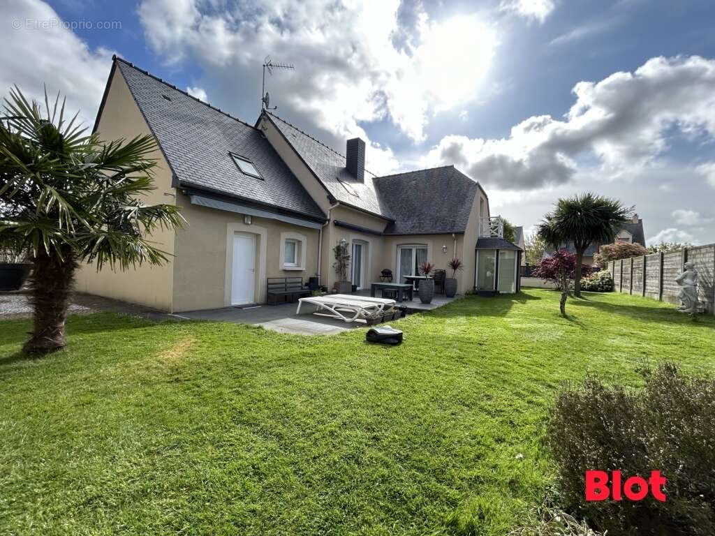 Maison à LA GOUESNIERE