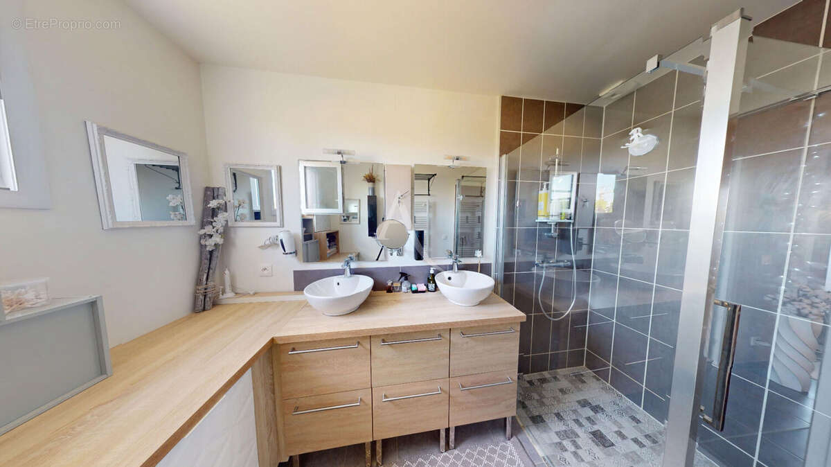 Maison à CHASSENEUIL-DU-POITOU