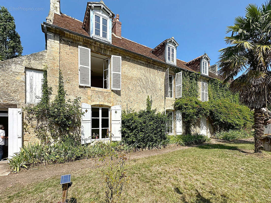 Maison à BIEVILLE-BEUVILLE