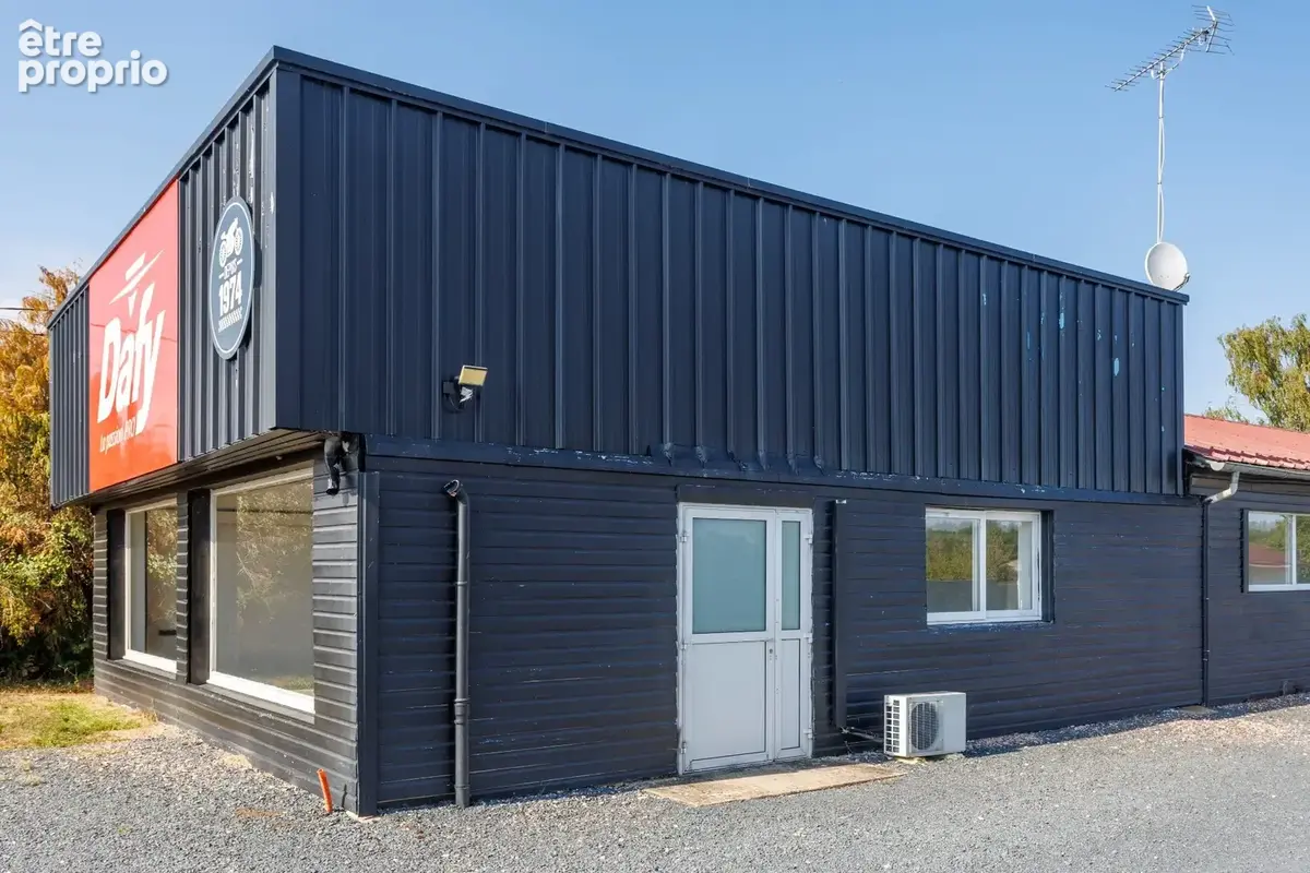 Local Commercial / Artisanal 475 m2 à vendre DIGOIN (71), accès direct RCEA et A 89 à 3 min - photo 16