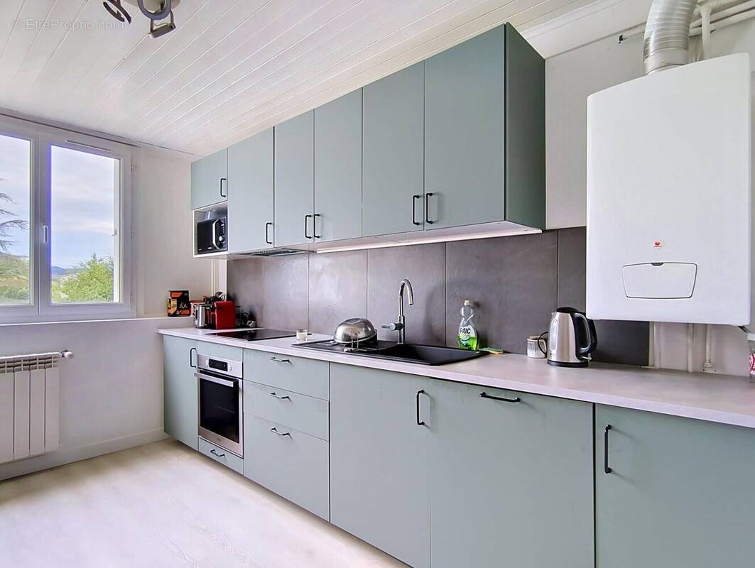 Photo 1 - Appartement à SAINT-MARTIN-D'HERES