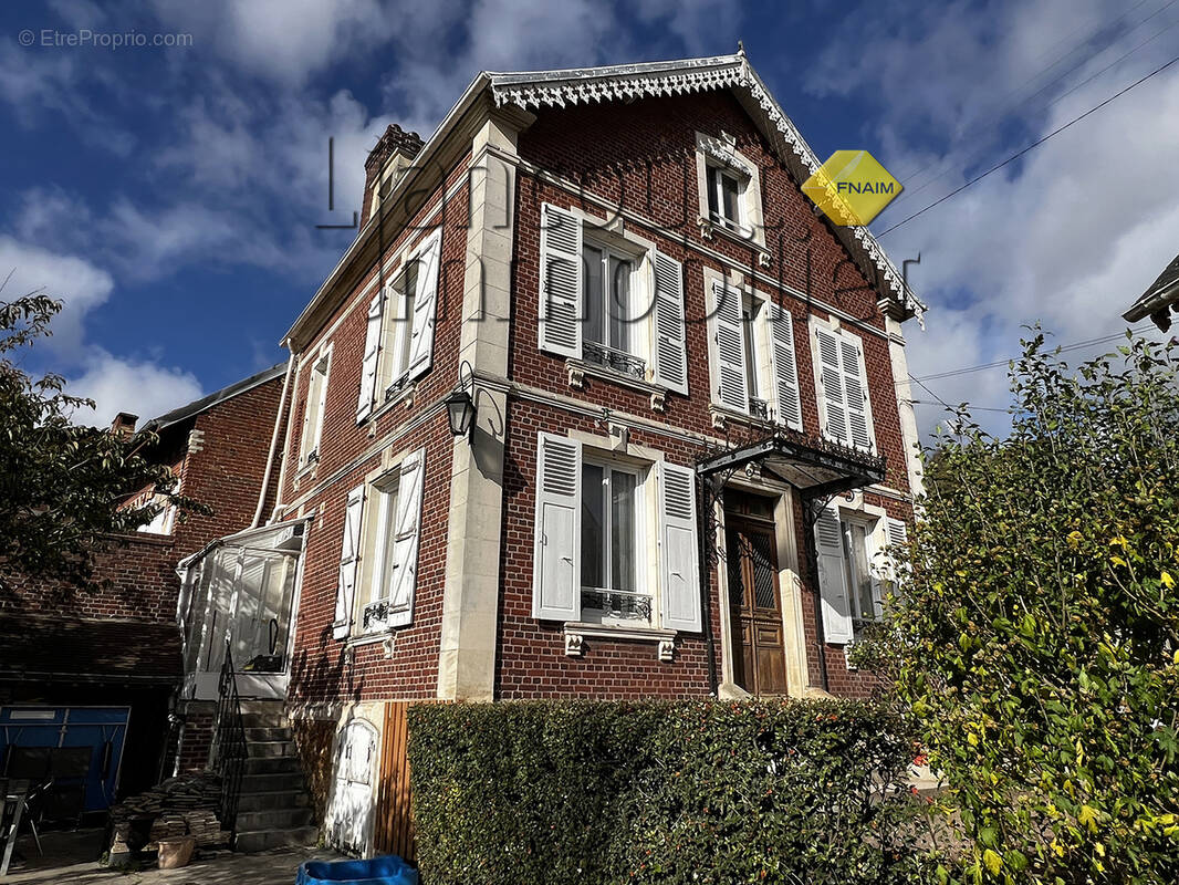 Maison à LIANCOURT