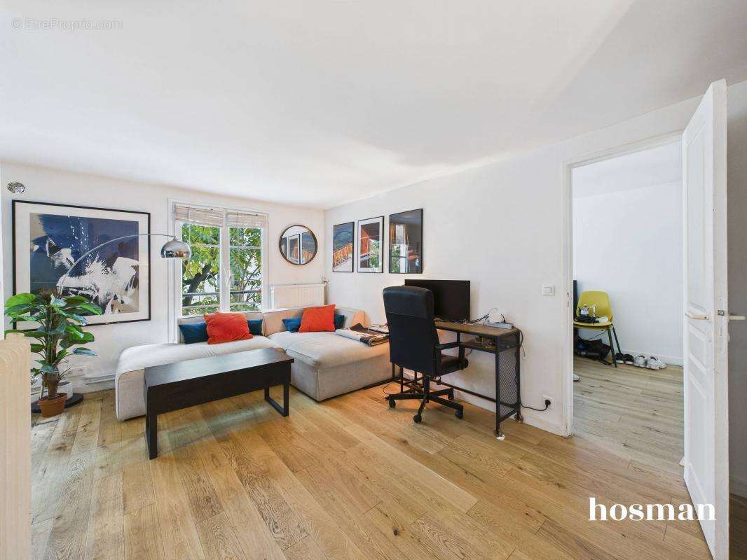 Appartement à PARIS-10E