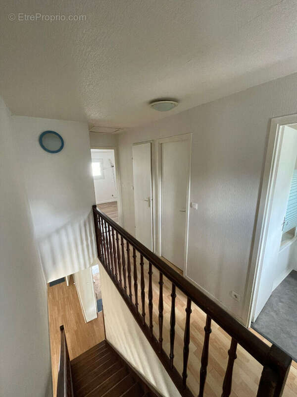 Maison à SAINT-JEAN-DE-BRAYE