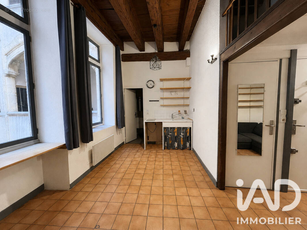 Photo 1 - Appartement à LYON-5E