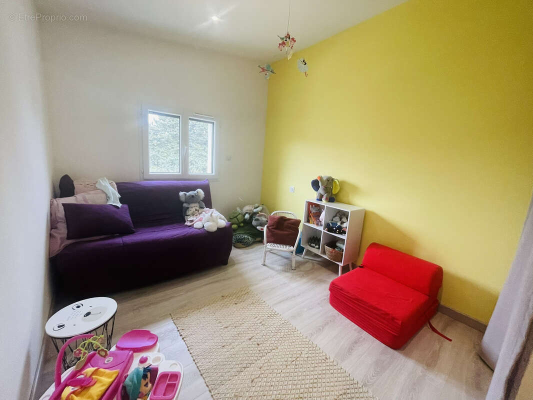 Maison à NEUVILLE-DE-POITOU