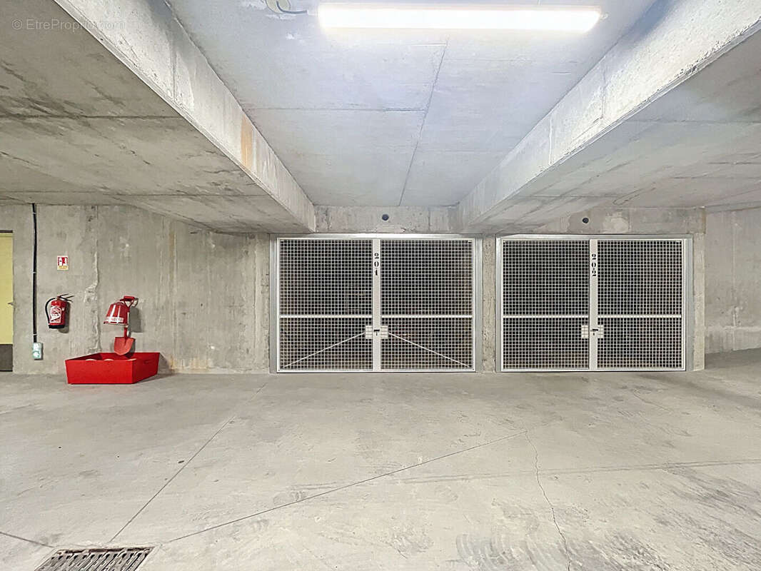 Parking à RILLIEUX-LA-PAPE