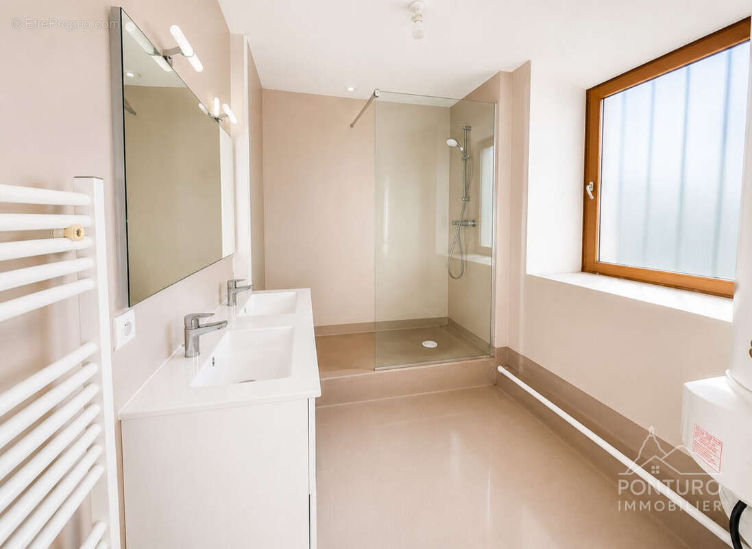 Appartement 74 m² à Le Puy-En-Velay  - photo 4