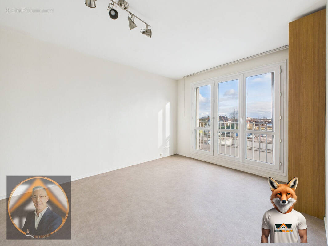 Appartement à SAINT-JULIEN-LES-VILLAS