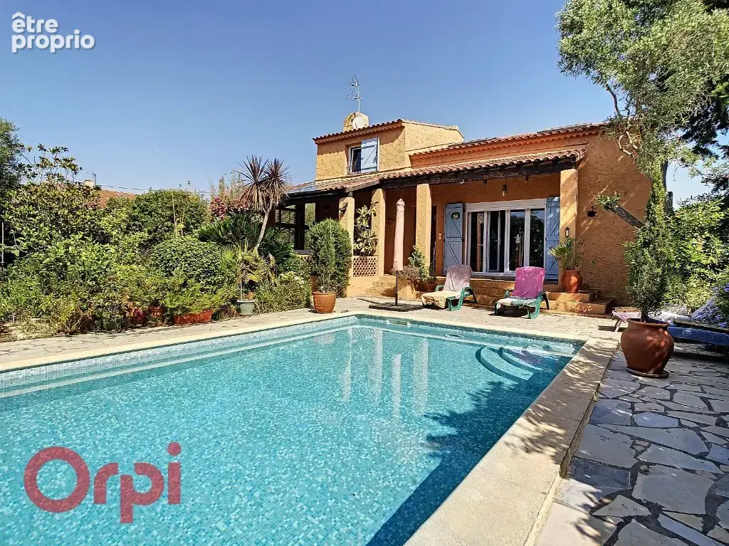 Photo Maison à La Seyne-Sur-Mer au prix de 650 000€