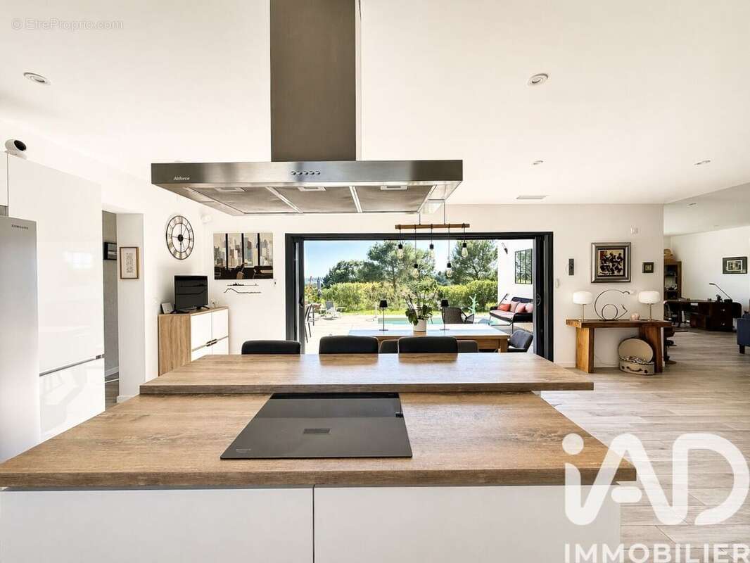 Photo 8 - Maison à NIMES