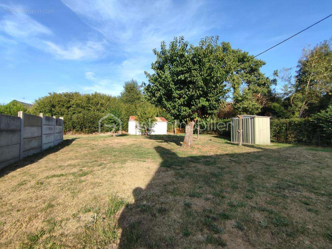 A VENDRE - Maison en pierre de 95 m2 dans un environnement calme - photo 13