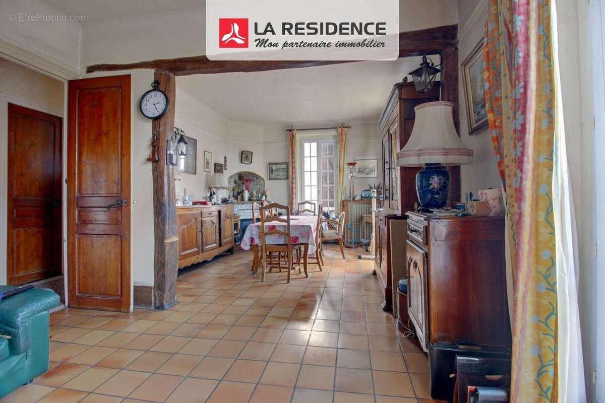 Maison 151 m² à Sartrouville  - photo 3