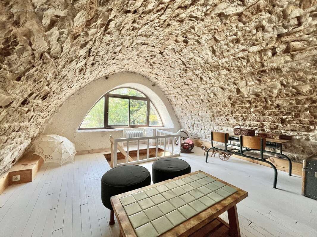 Maison à LES VIGNES