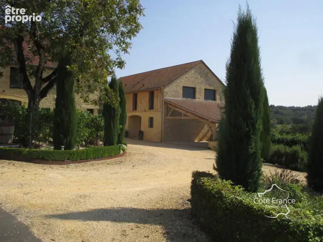 Dordogne-sarlat la caneda:  ensemble immobilier de gites - photo 3