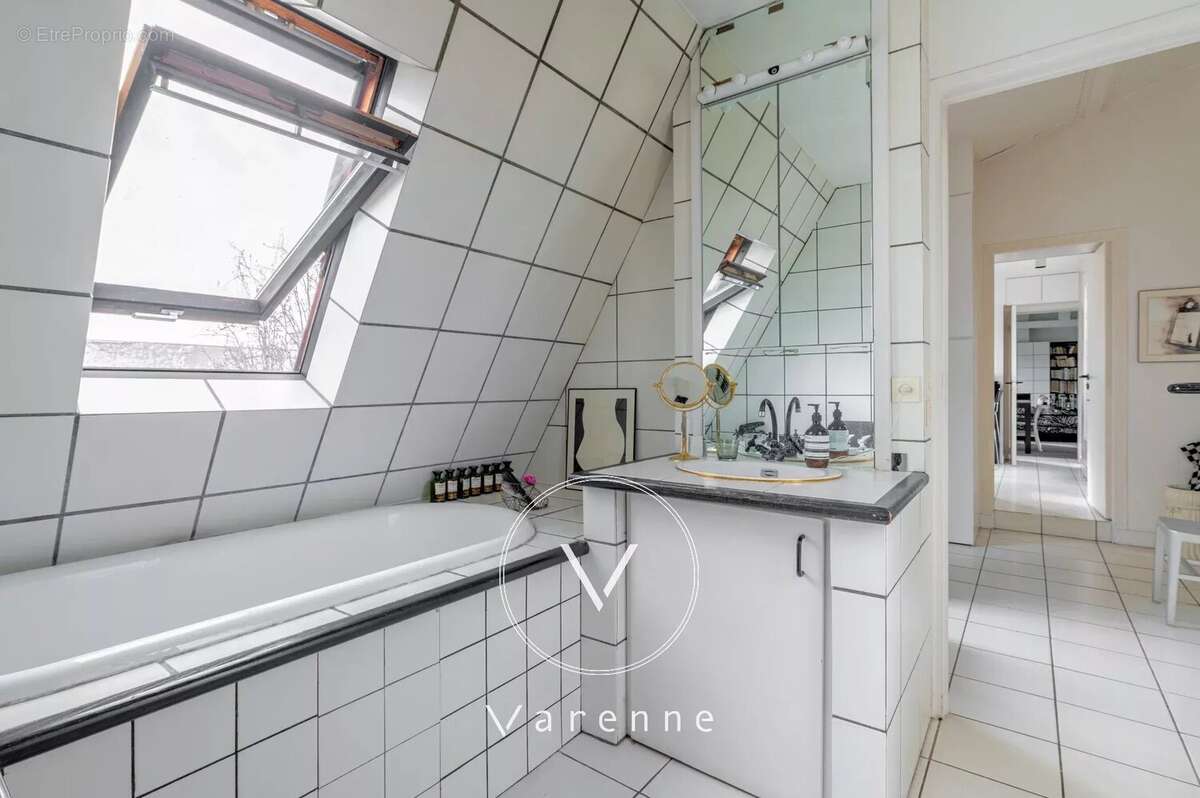 Appartement à PARIS-7E