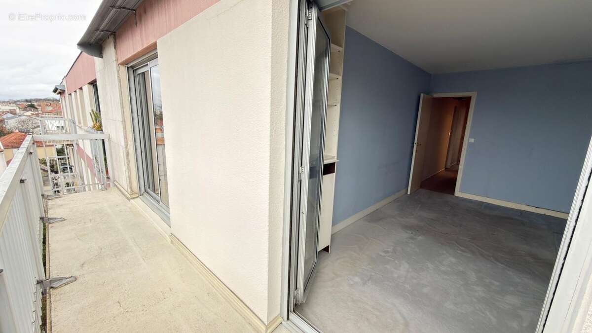 Appartement à FONTENAY-SOUS-BOIS