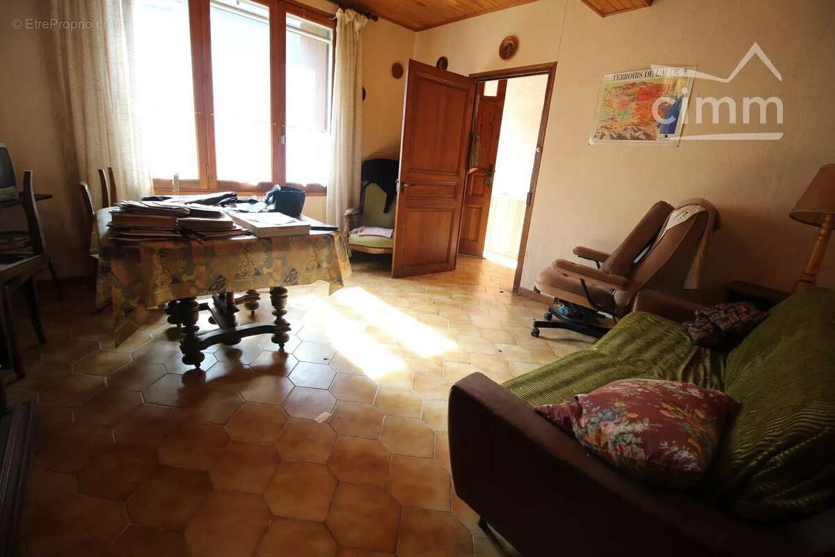 Appartement à AXAT