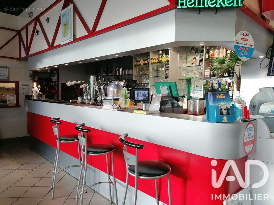 Commerce 225 m² à Montlucon  - photo 2