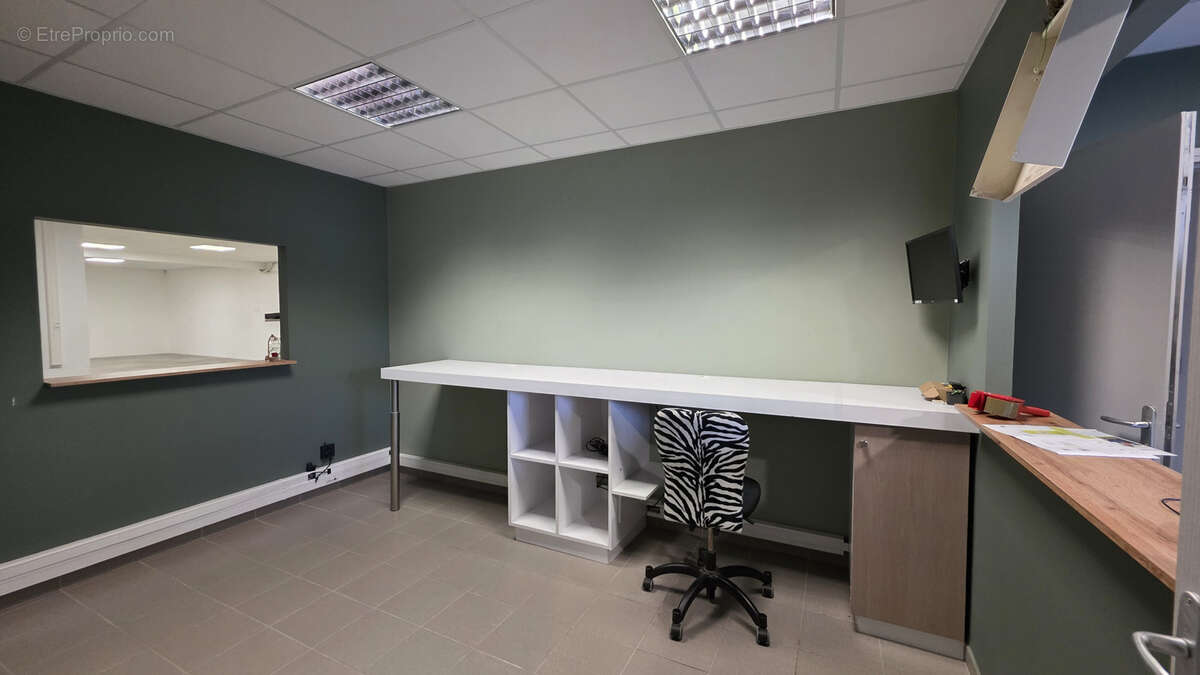 Commerce à BOURG-LES-VALENCE