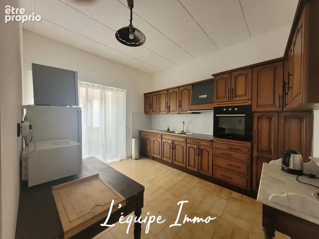 Maison de maître rénovée au cœur de Saramon comprenant  6 chambres avec jardin - photo 6