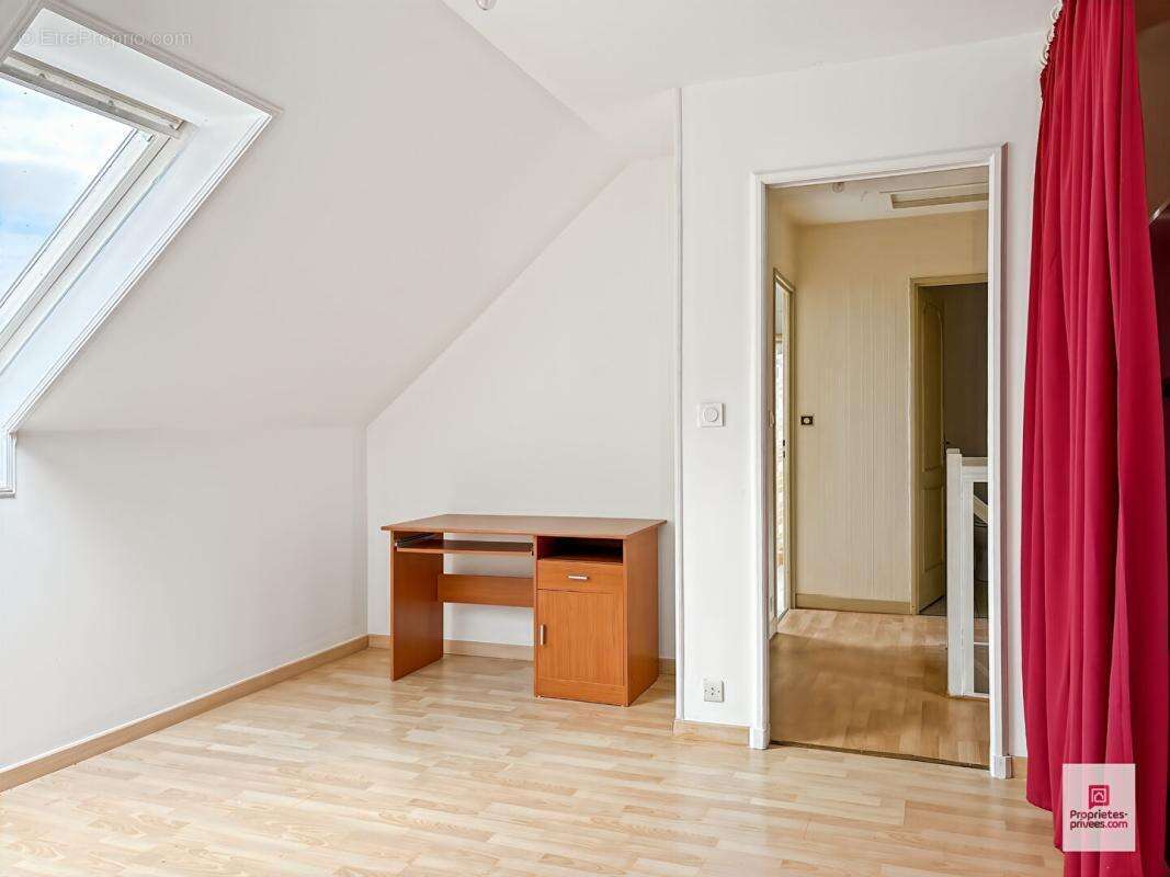 Maison à PRECIGNE