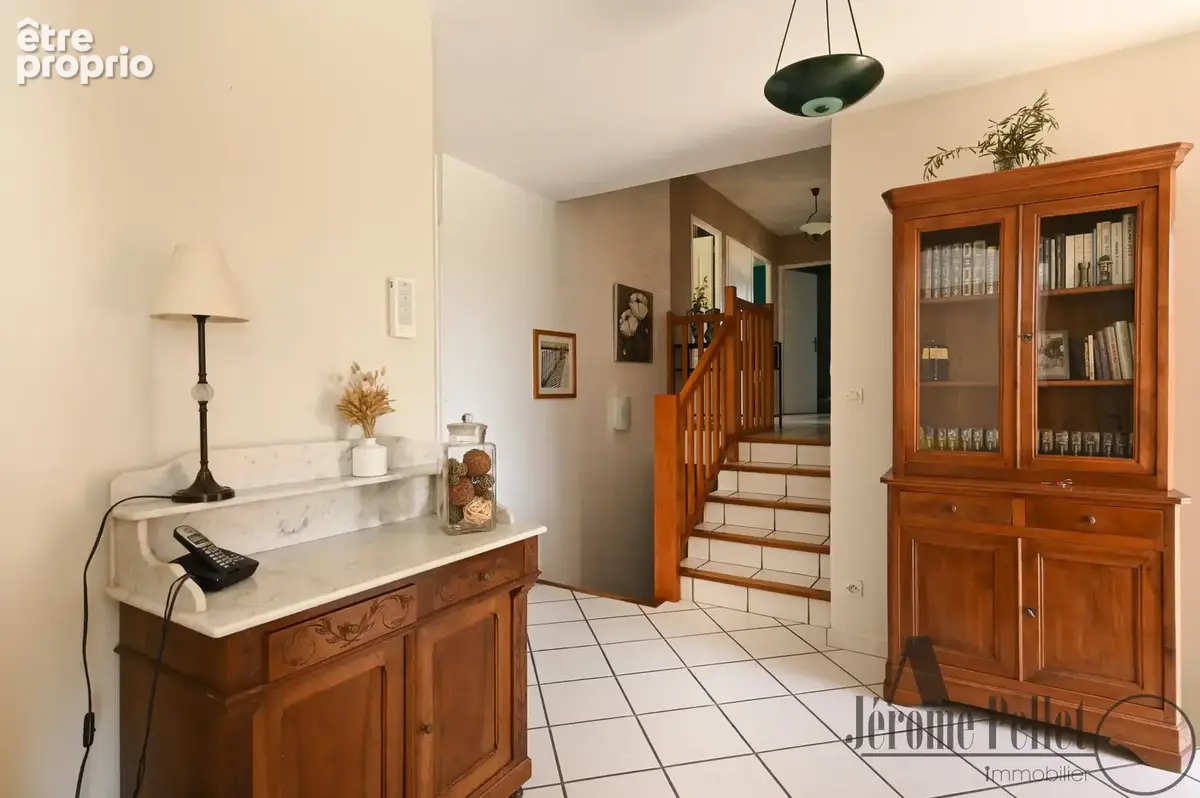 Sur les hauteurs de communay - maison a demi-niveaux - vue exceptionnelle - 110 m2 - photo 9