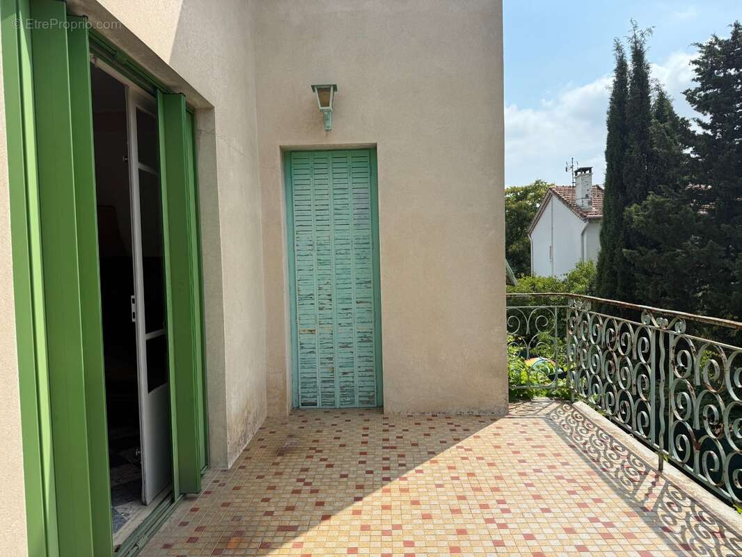 Maison à vendre 6 pièces, 590m² de terrain ALES (30) - photo 5