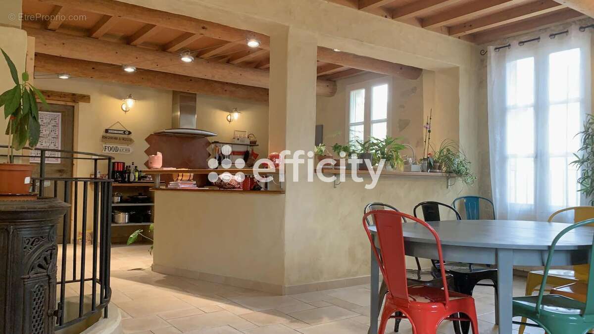 Maison à BEDARRIDES