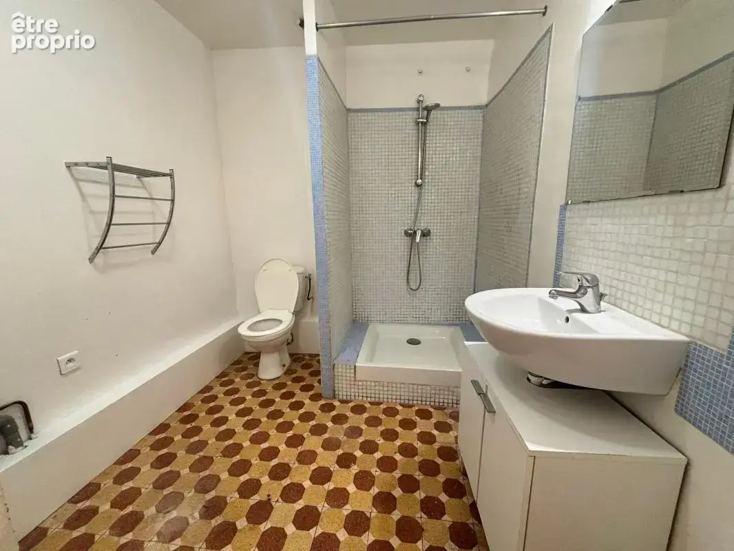 Maison de village T4 - Bon état général - Beaux volumes - photo 11