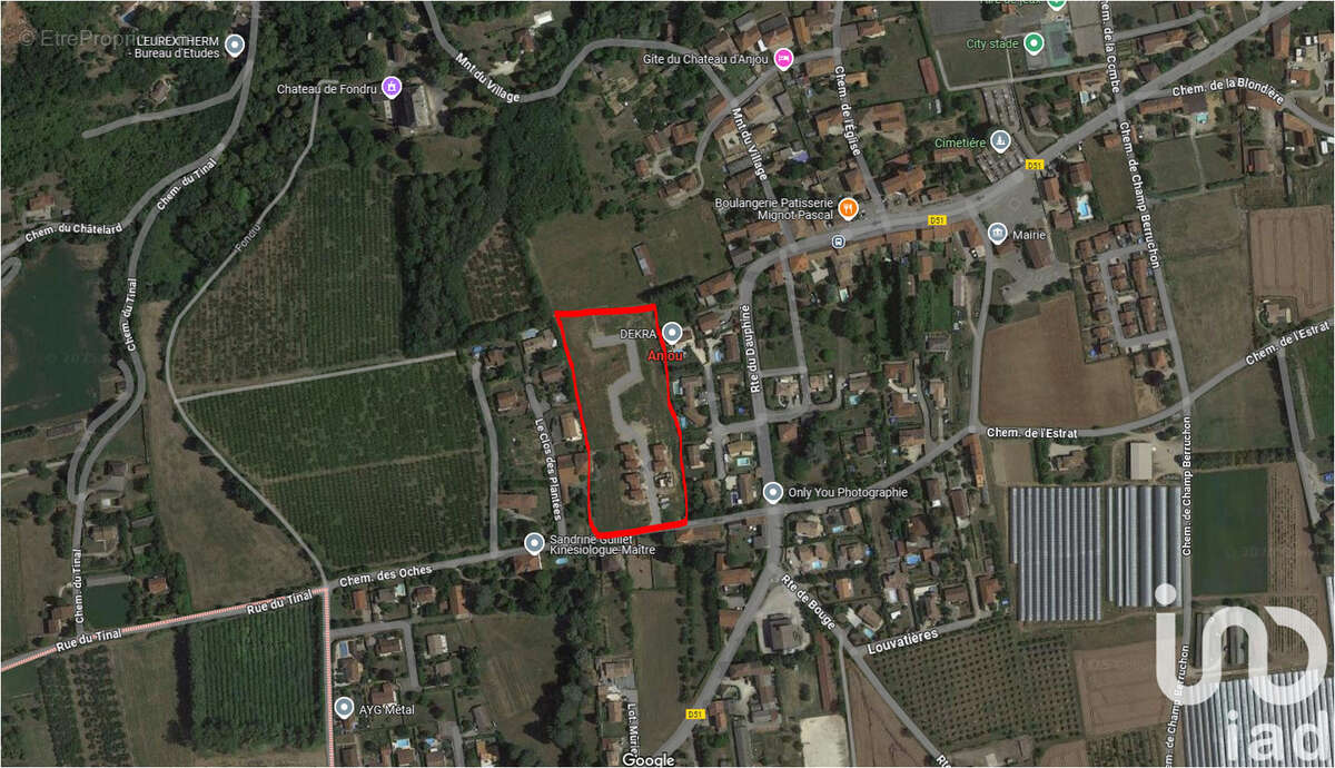 Terrain 481 m² à Anjou  - photo 4