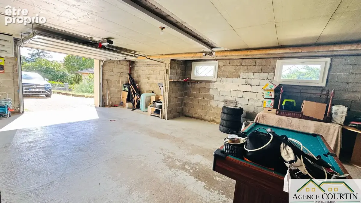 Maison familiale avec 4 chambres, terrain clos et vue dégagée à Lons-le-Saunier - photo 16