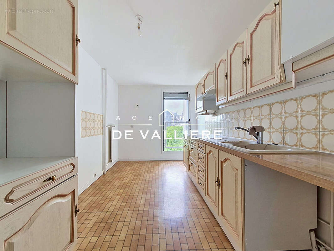 Appartement à NANTERRE