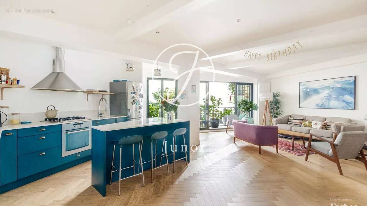 Appartement à PARIS-10E
