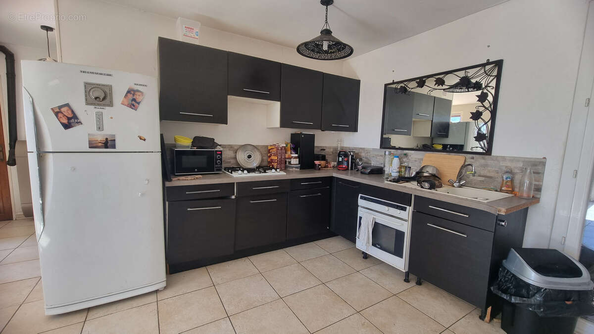 Maison à SOLLIES-VILLE