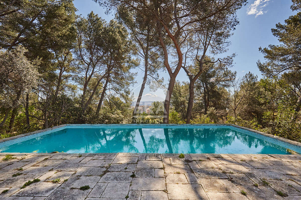 Maison à AIX-EN-PROVENCE