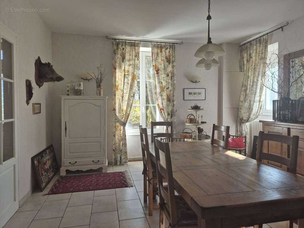 Maison à ECHIRE