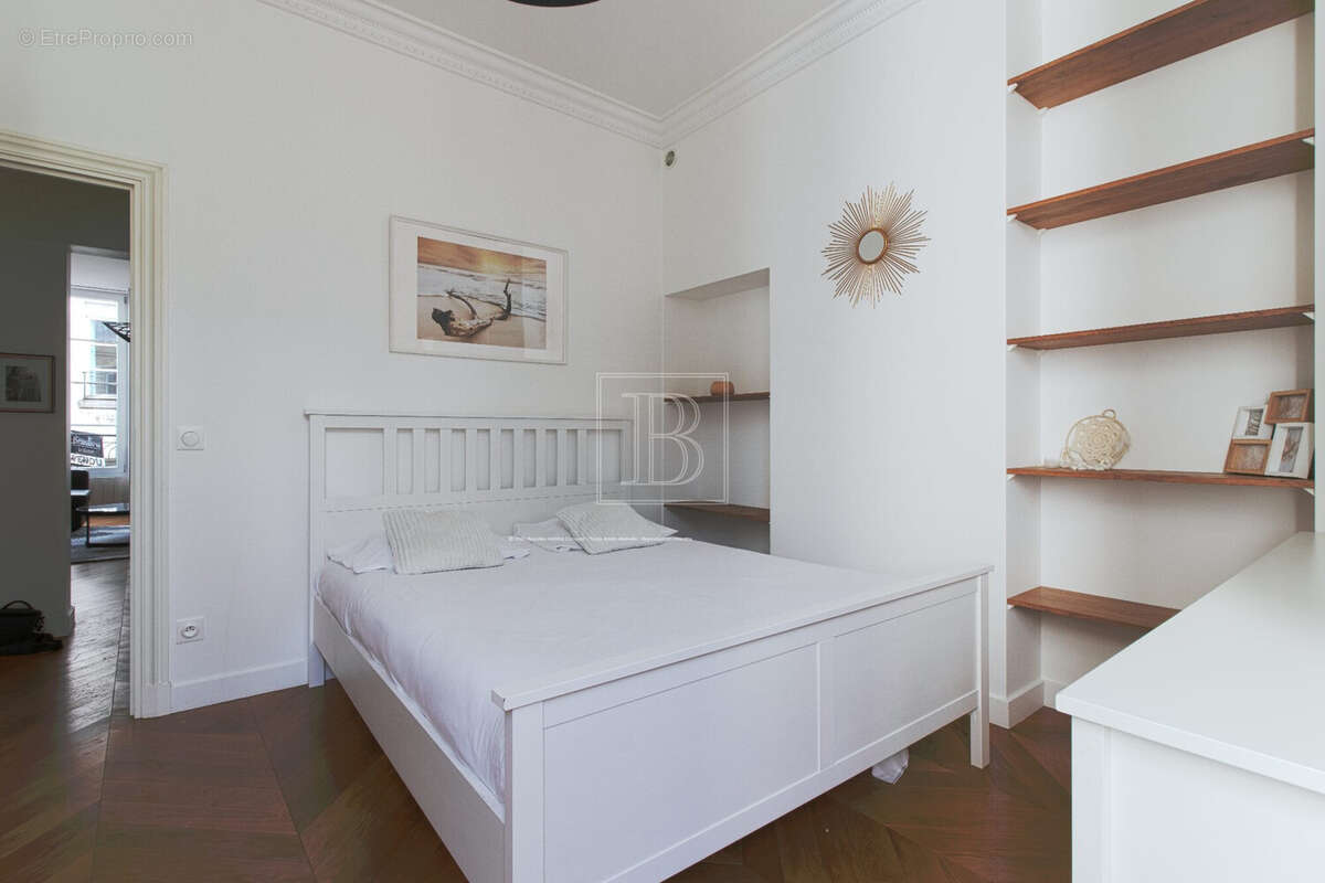 Appartement à PARIS-3E