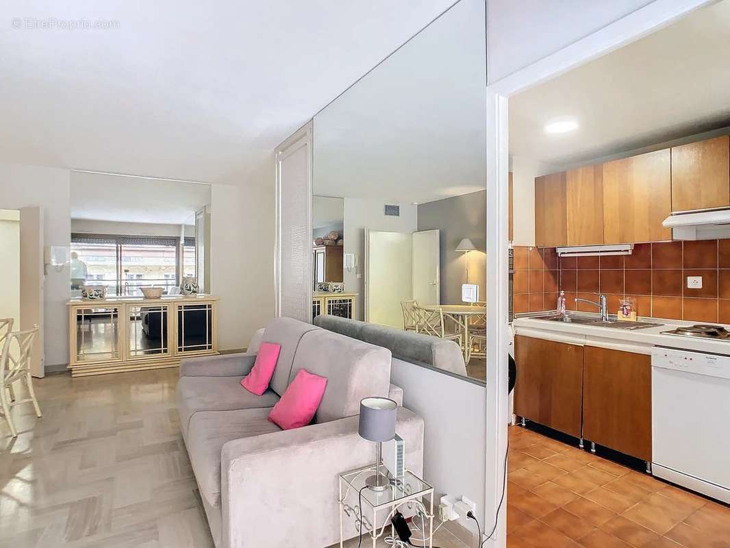 Appartement à CANNES