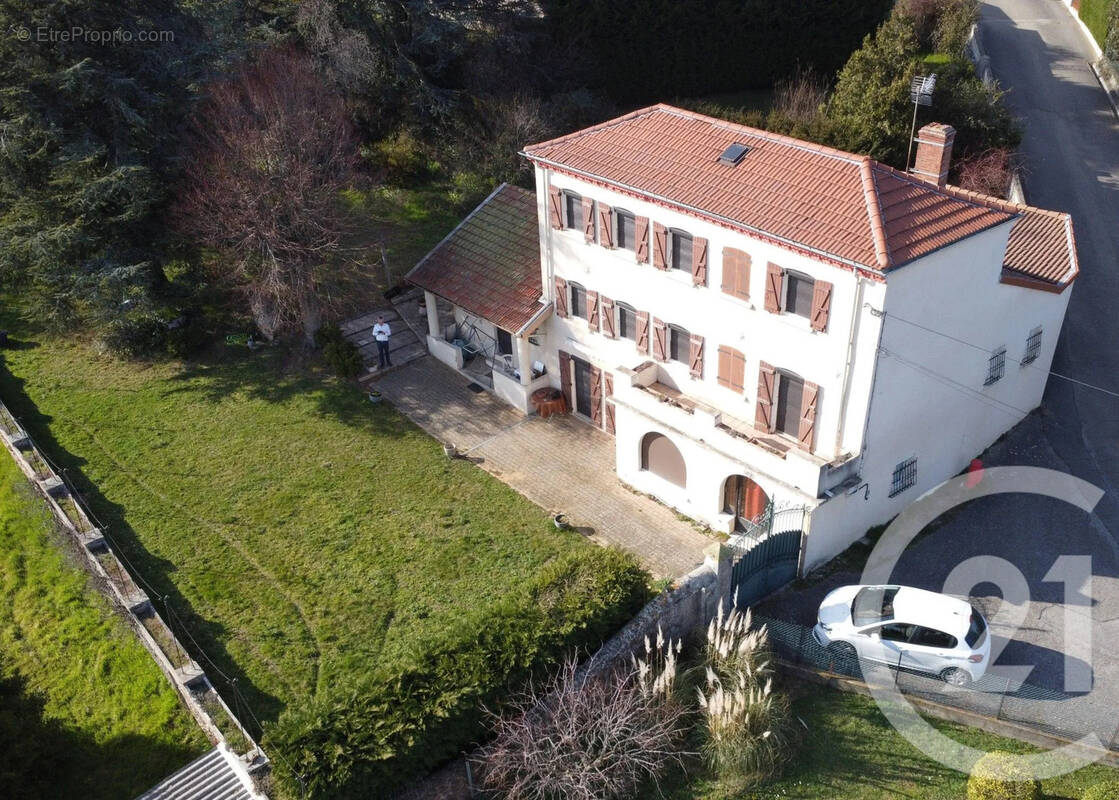Maison à DAVEZIEUX