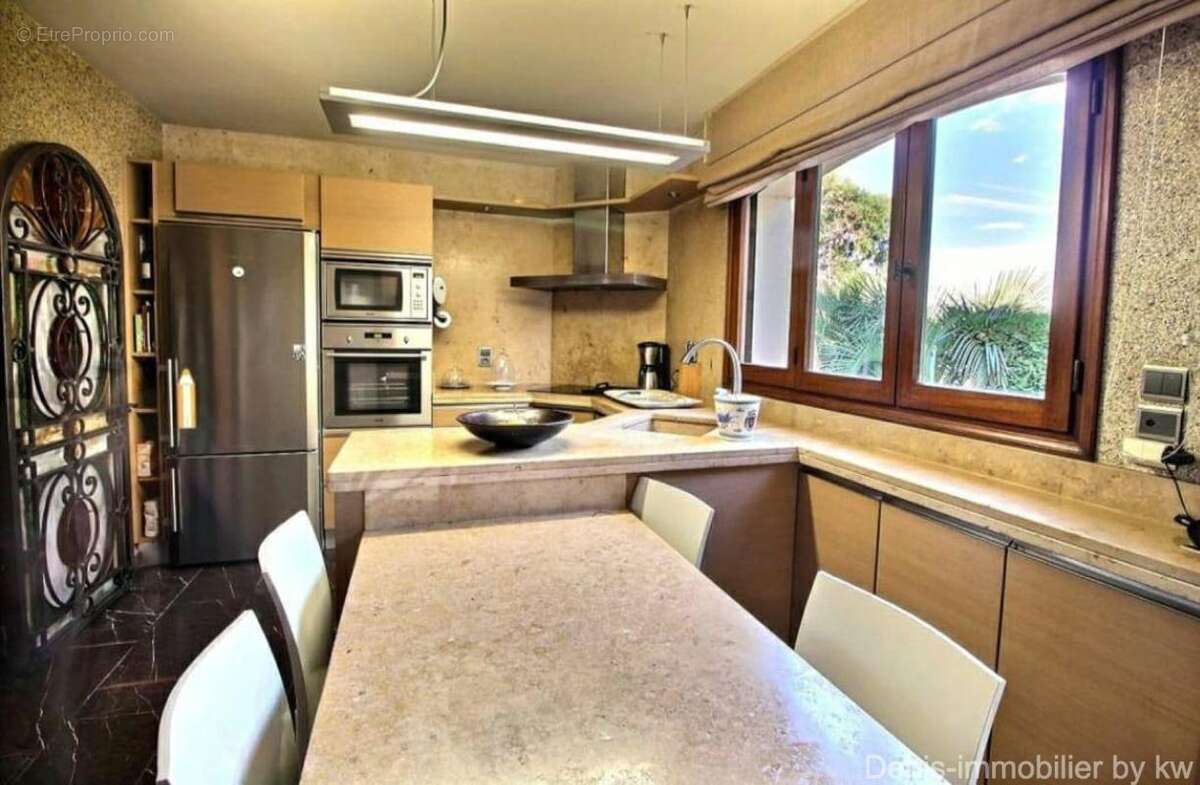 Maison à SAINT-CYPRIEN