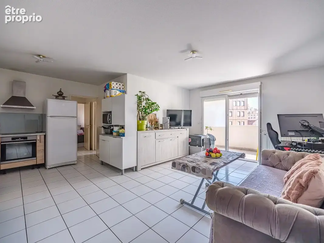 Appartement 3 pièces 57 m² · à Marseille-3e · 57,2 m² · 154 000 €