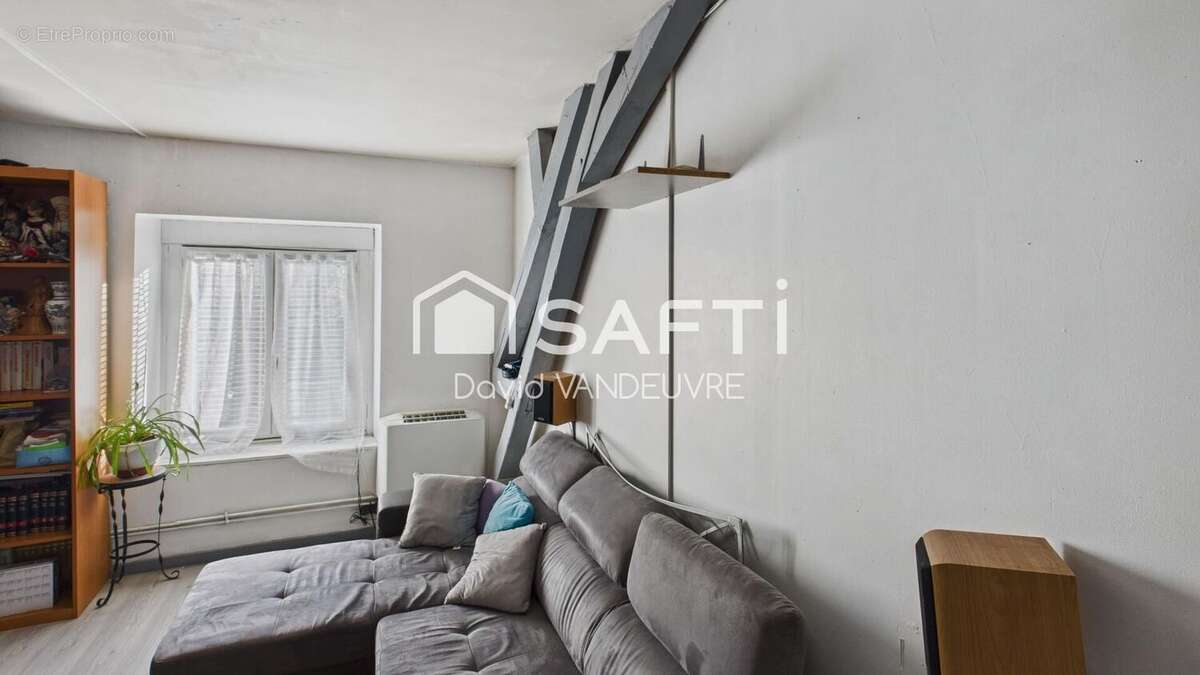 Commerce 189 m² à La Chatre  - photo 7