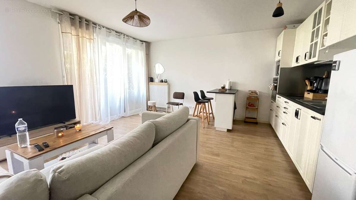 Appartement à LES ULIS