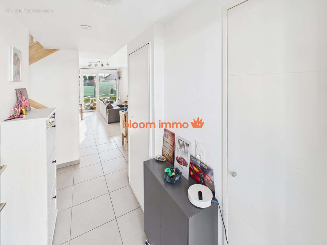 Maison 100 m² à Barberaz  - photo 4